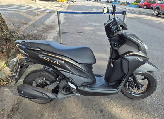 YAMAHA FLUO 125 HYBRID CONNECTED ABS YAMAHA FLUO 125 HYBRID CONNECTED ABS